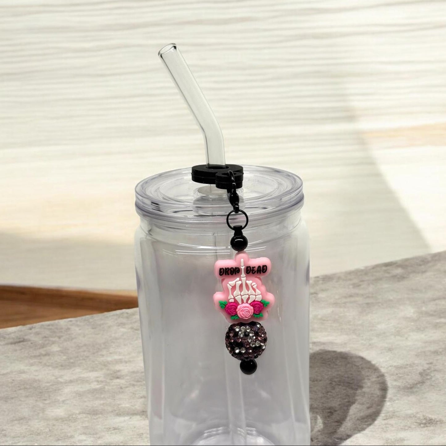 Drop Dead - Strohhalmkette