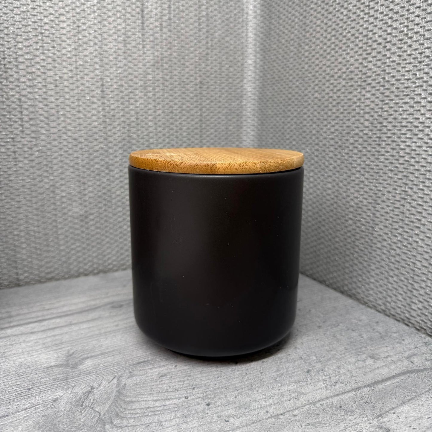 Kermaikdose Schwarz 650ml ( NUR FÜR TASSEN FOLIEN )